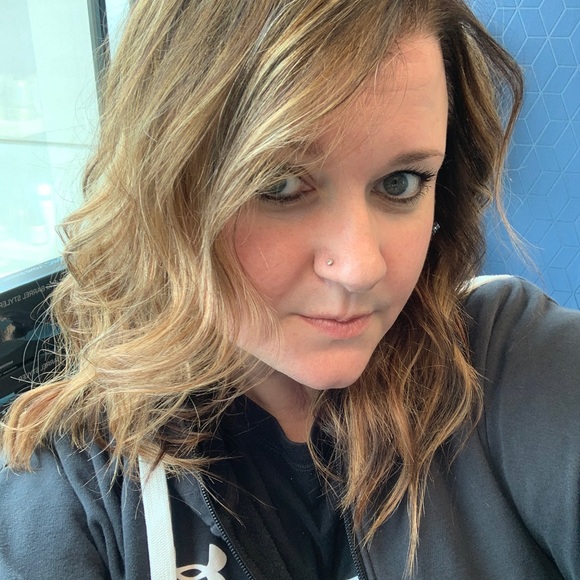 Meet your Posher, Starr - Picture 3 of 5